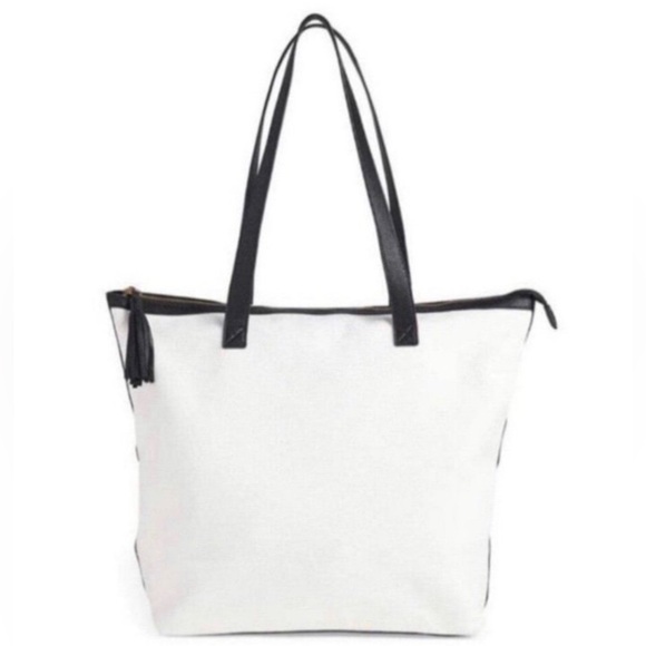 SOLD🛍WALTER BAKER CARLY BAG - Picture 4 of 7